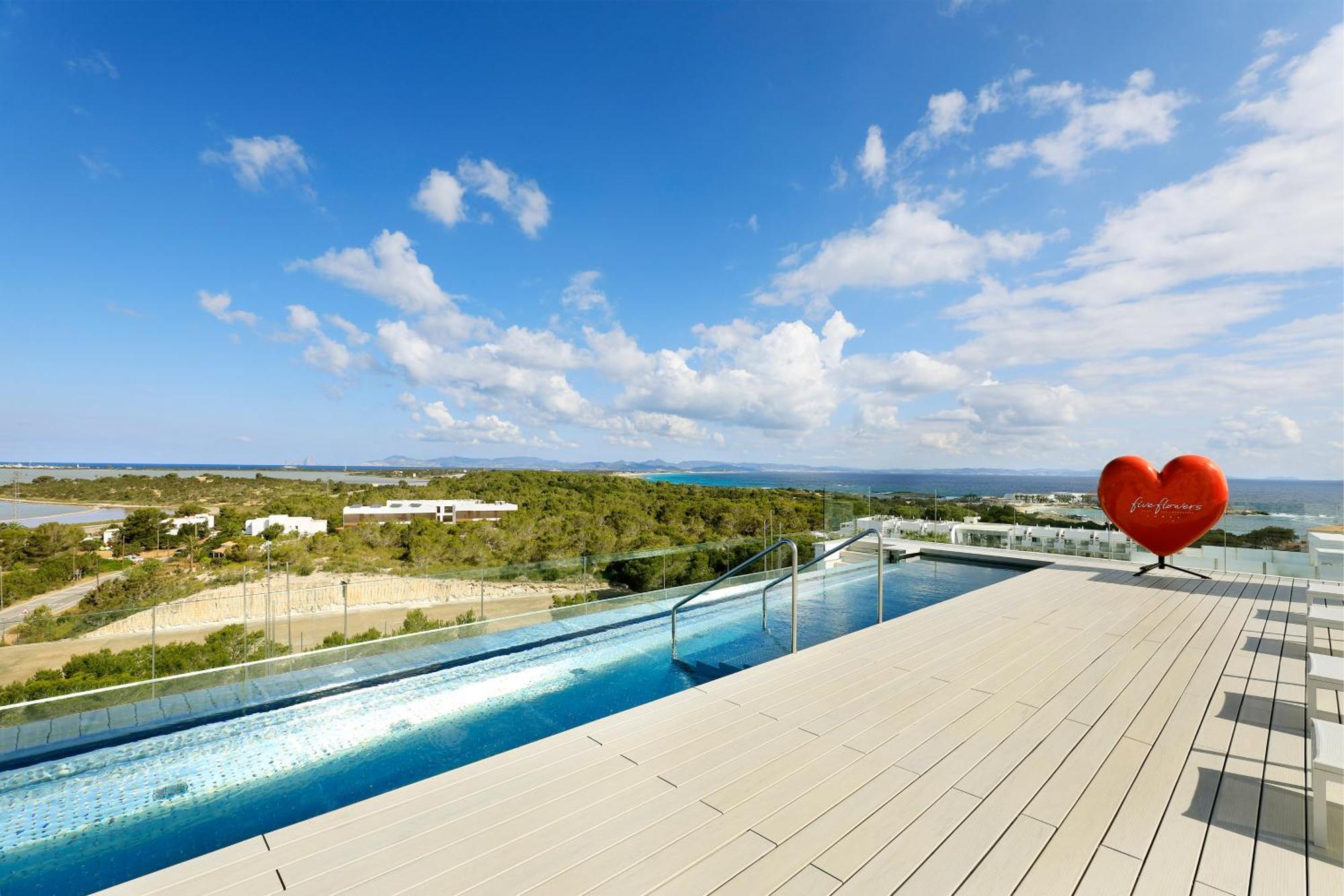 Five Flowers Hotel Formentera, Member Of Melia Collection Es Pujols Eksteriør bilde