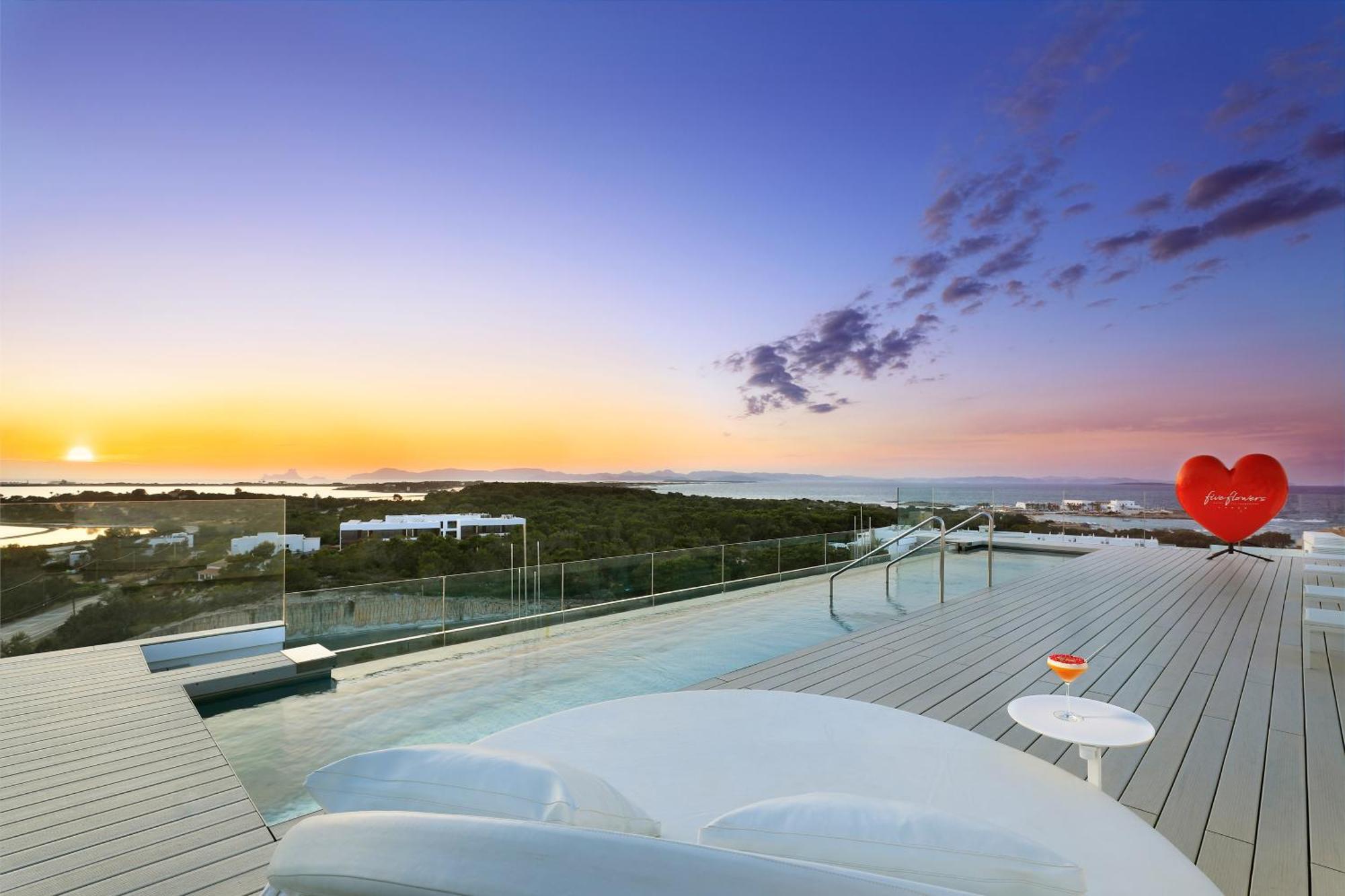 Five Flowers Hotel Formentera, Member Of Melia Collection Es Pujols Eksteriør bilde